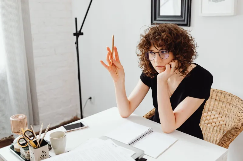Go Deep or Go Wide? The Real Cost of Picking a Freelance Niche